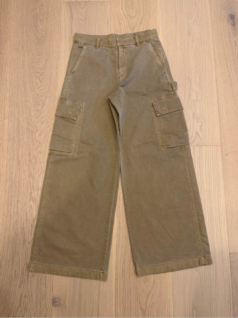 GAP Baggy Wide-Leg Cargo Pants Size 4